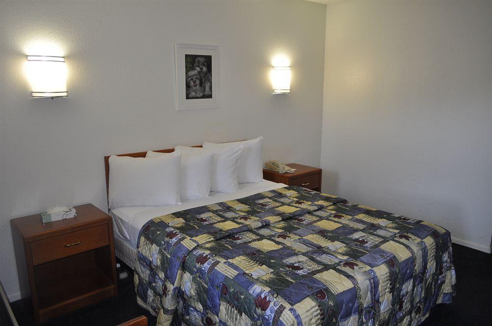 Pacific Inn Motel Вентура Экстерьер фото