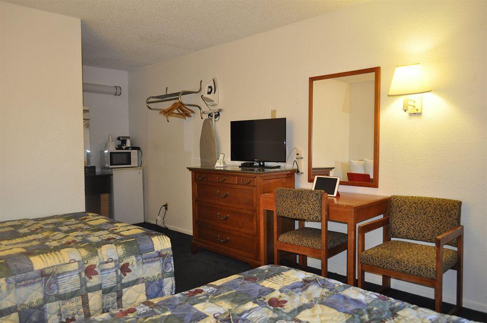 Pacific Inn Motel Вентура Экстерьер фото