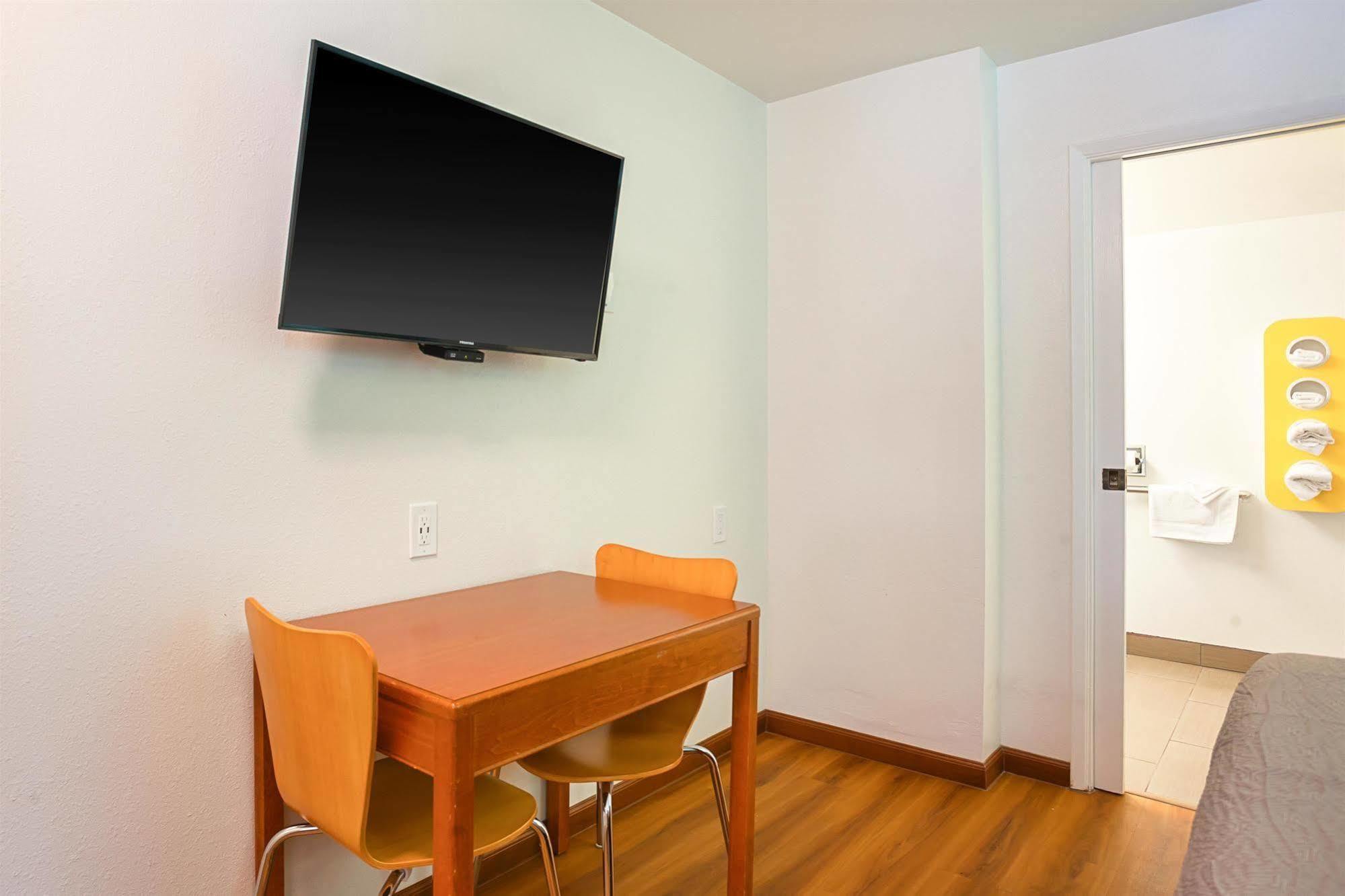 Pacific Inn Motel Вентура Экстерьер фото