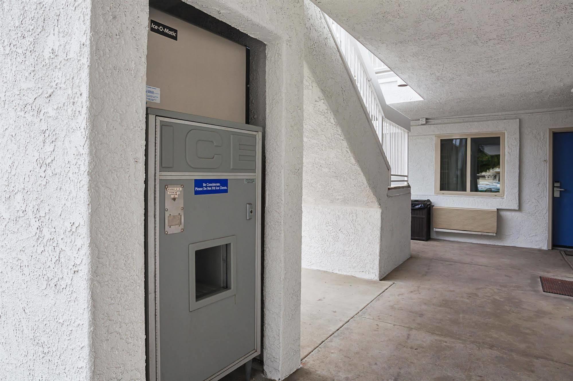 Pacific Inn Motel Вентура Экстерьер фото
