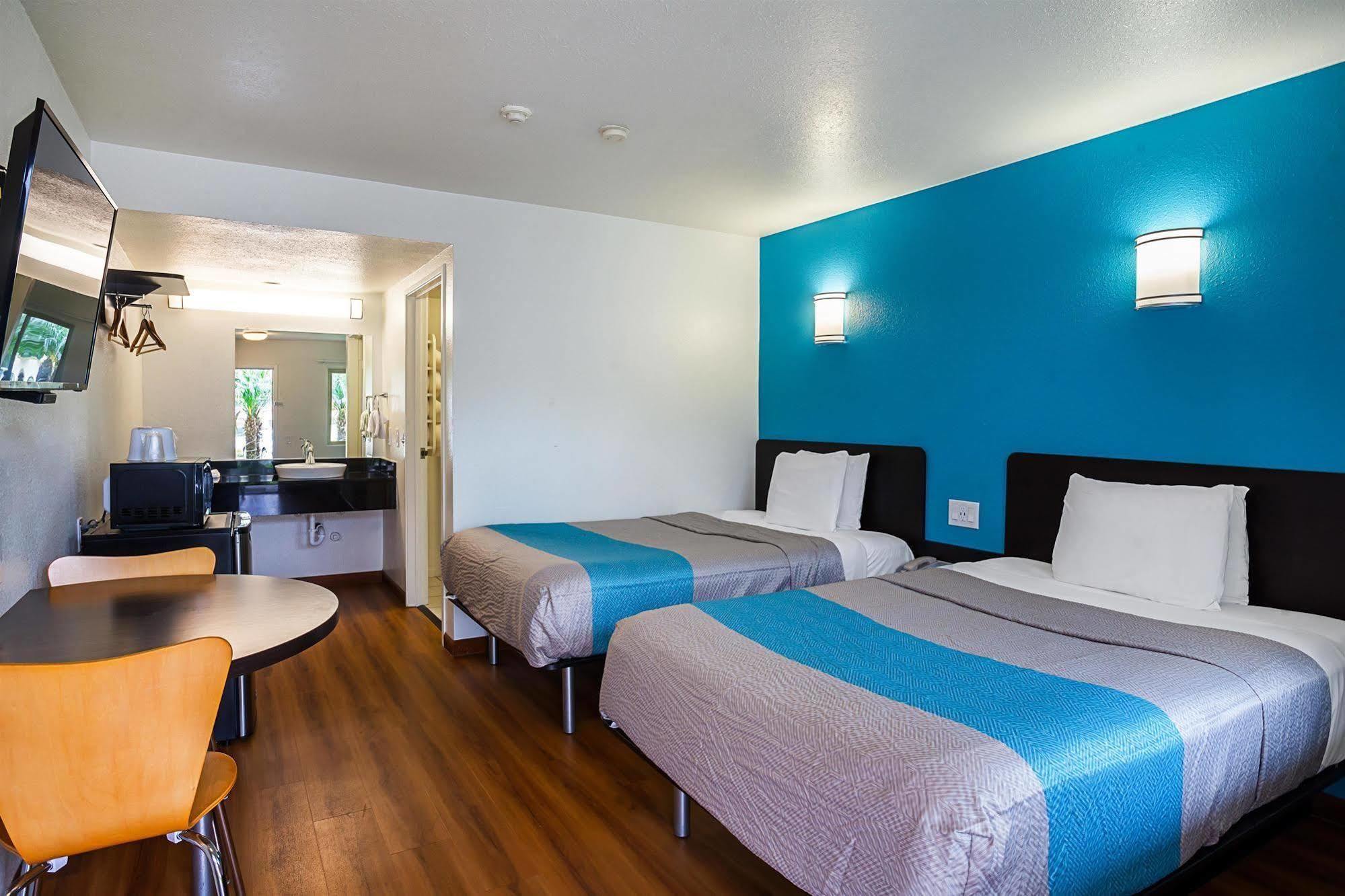 Pacific Inn Motel Вентура Экстерьер фото