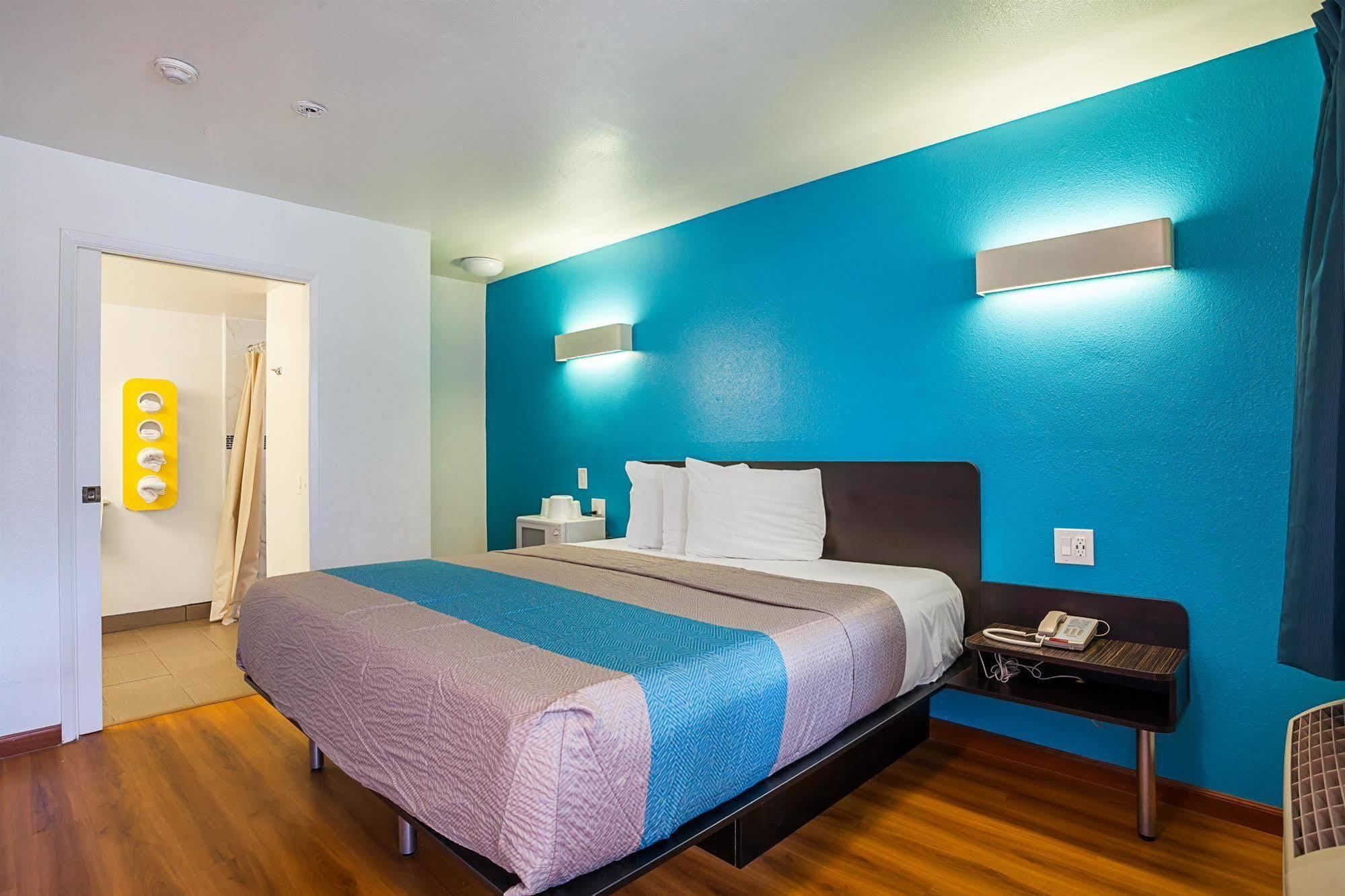 Pacific Inn Motel Вентура Экстерьер фото
