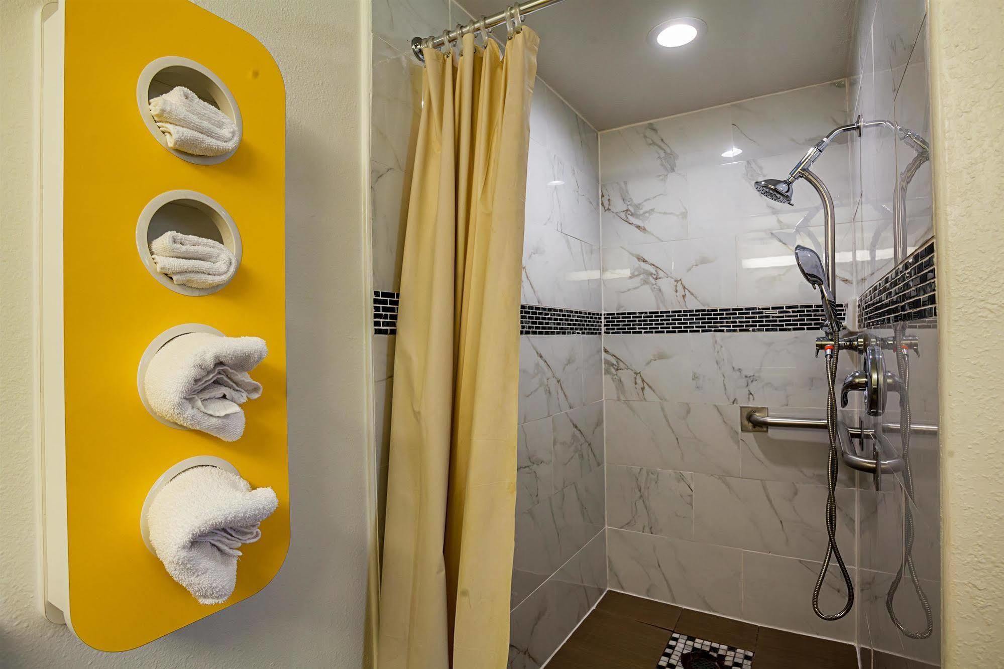 Pacific Inn Motel Вентура Экстерьер фото